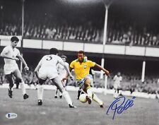 Pele signed 11x14 d'occasion  Expédié en Belgium