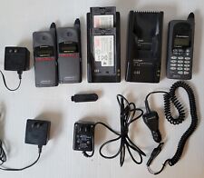 Antigo Motorola MICRO TAC LITE II Conjunto de Dois E Acessórios Mais Telefone Extra!, usado comprar usado  Enviando para Brazil