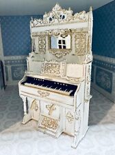 Instrumento de órgano blanco artesanal 1:12 miniatura para casa de muñecas segunda mano  Embacar hacia Argentina