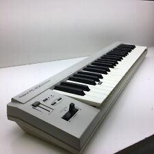 Teclado MIDI de 49 teclas que funciona con batería Roland PC200 segunda mano  Embacar hacia Argentina