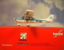 Herpa wings cessna usato  Spedire a Italy
