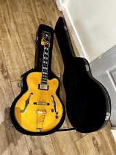 Vends guitare jazz d'occasion  Bussy-Saint-Georges