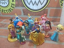Lote de 12 figuras de princesas de Disney brillo brillo PVC topper pastel segunda mano  Embacar hacia Argentina