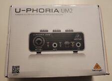 NOVO! Interface de áudio Behringer U-PHORIA UM2 Audiophile 2x2 USB preta USB ausente comprar usado  Enviando para Brazil