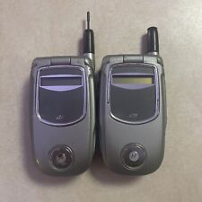 Lote de 2 teléfonos celulares abatibles plateados Motorola Nextel serie i i730 segunda mano  Embacar hacia Argentina