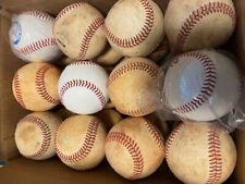 24 pelotas de béisbol usadas surtidas marcas incluyen 3 pelotas de béisbol nuevas VER INFORMACIÓN ADICIONAL segunda mano  Embacar hacia Argentina