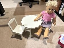 Mesa y sillas de flores para muñecas Pottery Barn para niños. Muñeca American Girl no incluida. segunda mano  Embacar hacia Argentina