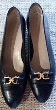 Sapatos femininos Salvatore Ferragamo de couro preto com logotipo dourado bit. Tamanho 8,5 B comprar usado  Enviando para Brazil