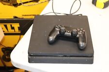 SONY PLAYSTATION 4 PS4 SLIM CUH-2015A 500GB CONSOLE  with 1 game myynnissä  Leverans till Finland