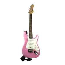 Mini guitarra eléctrica Pink Fender Squier Stratocaster con correa segunda mano  Embacar hacia Argentina