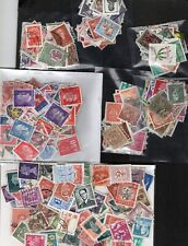 100 petits timbres d'occasion  Expédié en Belgium
