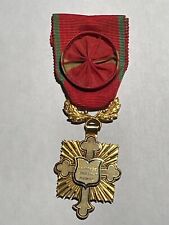 Médaille officier courage d'occasion  Dijon