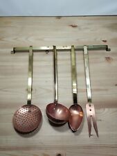 Kitchen utensils with d'occasion  Expédié en Belgium