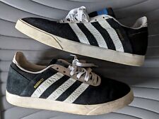 Adidas men uk9 for sale  DAVENTRY