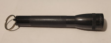 Usado, Lanterna a bateria Black Mini Mag Lite 6" 2 AA fabricada na Califórnia EUA testada comprar usado  Enviando para Brazil