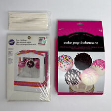 Suprimentos para bolo pop, lote de 3 - Bakeware de silicone, caixas de presente Wilton e palitos comprar usado  Enviando para Brazil