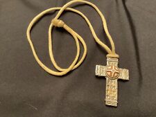Collier pendentif croix d'occasion  Bourgoin-Jallieu