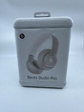 Beats Studio Pro - Fones de ouvido sem fio com cancelamento de ruído - Sandstone Read Desc comprar usado  Enviando para Brazil