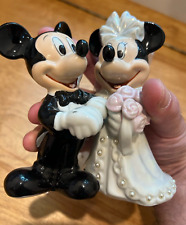 Estatueta de porcelana Disney Mickey e Minnie Mouse noiva e noivo enfeite de bolo comprar usado  Enviando para Brazil
