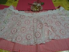 Blanche broderie anglaise d'occasion  Saint-Cyprien