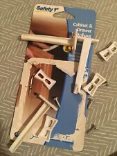 Safety 1ST brand Baby Proofing Cabinet Hardware, Open/Used secure 3 hinged doors for sale  Shipping to South Africa