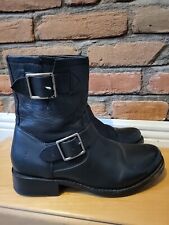 Frye women 7.5b for sale  Talent