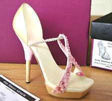 Right shoe pink for sale  HEMEL HEMPSTEAD