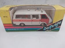 Minibus URSS RAF 22031 Ambulance Medic escala 1:43 modelo russo fundido comprar usado  Enviando para Brazil