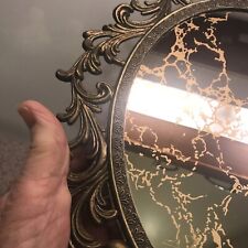 Moldura de metal dourada filigrana ornamentada espelho oval italiano vintage comprar usado  Enviando para Brazil