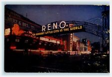 Reno Arch At Night Nevada Gateway to Gambling Casinos Virginia Street comprar usado  Enviando para Brazil
