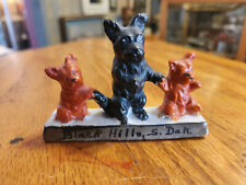 Figura bisque vintage Black Hills South Dakota recuerdo 3 Scottish Terriers 3", usado segunda mano  Embacar hacia Argentina