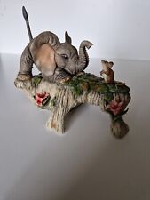 Tuskers elephant ornament d'occasion  Expédié en Belgium