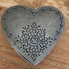 Antique heart shape d'occasion  Expédié en Belgium