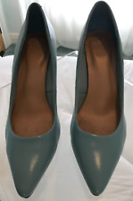 Ladies court shoes for sale  OTLEY