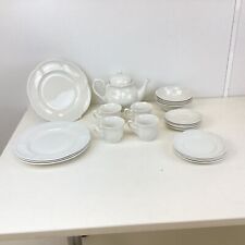 Johnson Bros Dinner Set (England) (L) S#537 for sale  Shipping to South Africa