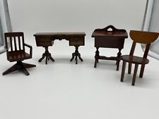 MUEBLES DE CASA DE MUÑECAS DE COLECCIÓN MADERA MINIATURA OFICINA 2 ESCRITORIOS Y 2 SILLAS segunda mano  Embacar hacia Argentina