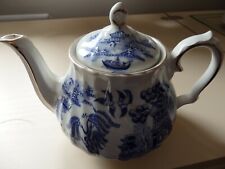 Used, VINTAGE SADLER BLUE WILLOW PATTERN SMALL TEAPOT / TEA FOR ONE - VGC for sale  AYLESBURY