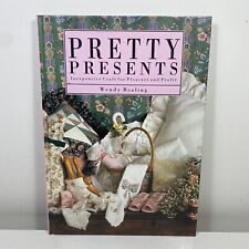 Pretty Presents: Artesanía barata para placer y beneficio de Wendy Bealing segunda mano  Embacar hacia Argentina