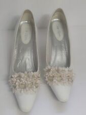 Chinelo prata branco sapatos tamanho 8,5 W margaridas saltos festa de casamento formatura enfeitado, usado comprar usado  Enviando para Brazil