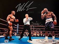 Foto firmada por Mike Tyson 11x14 boxeo Holyfield mordida de oreja automática BAS Beckett segunda mano  Embacar hacia Mexico