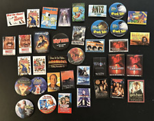 Usado, Lote de 37 Pinbacks Promocionais de DVD/Vídeo Filme Tron Sopranos Harry Potter Grease comprar usado  Enviando para Brazil