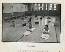 1983 Press Photo Rosemary's Rhythmic Dance Participantes de Aula de Aeróbica, Stamford comprar usado  Enviando para Brazil