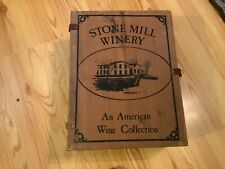 CAIXA DE GARRAFA DE MADEIRA VINTAGE STONE MILL VINÍCOLA COM DETALHES EM COURO DECORAÇÃO RÚSTICA USADA, usado comprar usado  Enviando para Brazil