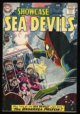 Vitrina #28 FN+ 6.5 (Restaurada) ¡¡Segunda aparición de Sea Devils!! DC Comics 1960 segunda mano  Embacar hacia Argentina