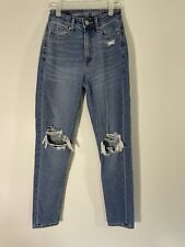 Jeans feminino American Eagle Outfitters AE Mom tamanho 000 azul cintura média desgastado comprar usado  Enviando para Brazil