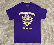 Camiseta SAGU Lady Lions 2018 Sooner Athletic Conference Champions Gildan tamanho M comprar usado  Enviando para Brazil