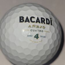 Usado, 1 pelota de golf usada con logotipo de ron dorado Bacardi Anejo Cuatro de 4 años L-17-2 segunda mano  Embacar hacia Argentina