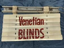 Vitrine promocional vintage veneziana de metal cortina loja display (peças ou reparo) comprar usado  Enviando para Brazil