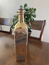 Johnnie Walker Gold Label Reserve Edición Limitada Botella Plateada en Oro Vacía segunda mano  Embacar hacia Argentina