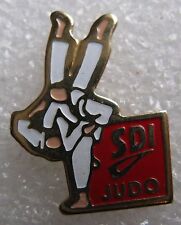 Pin judo club d'occasion  Expédié en Belgium